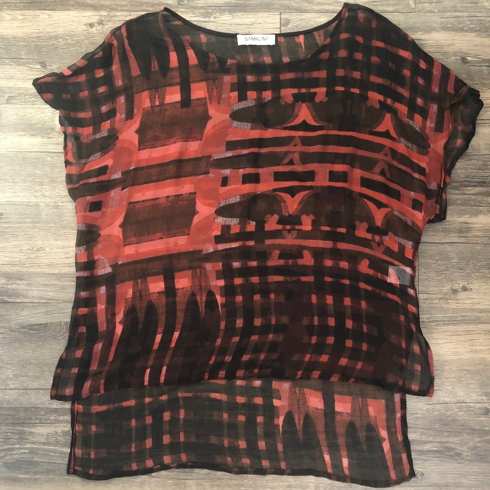 Black and Red Sam & Lavi Flowy Top Sz S